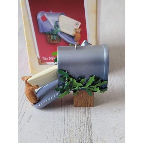 Hallmark to my gouda friend 2005 ornament Xmas Mouse - Picture 4 of 5